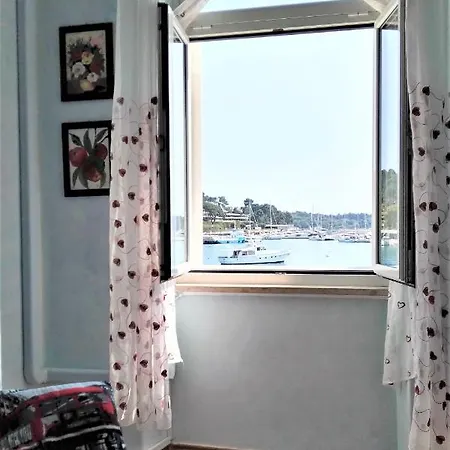 Studio Apartments Dalla Nonna Rovinj Exterior photo