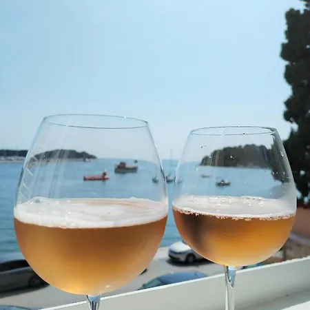 Studio Apartments Dalla Nonna Rovinj Exterior photo